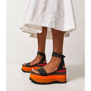 FREE PEOPLE Parris Platform Wedge Sandals / Black Combo